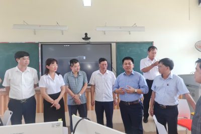 TRƯỜNG THCS GIAO PHONG VINH DỰ ĐƯỢC ĐÓN ĐOÀN CÔNG TÁC CỦA BAN THƯỜNG VỤ ĐẢNG UỶ XÃ QUỸ NHẤT, TỈNH NINH BÌNH